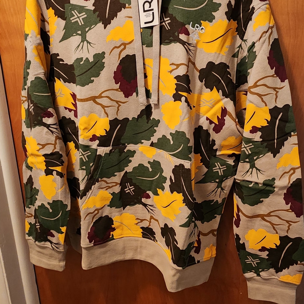 LRG Men's Camouflage Hoodie - Yellow and Green